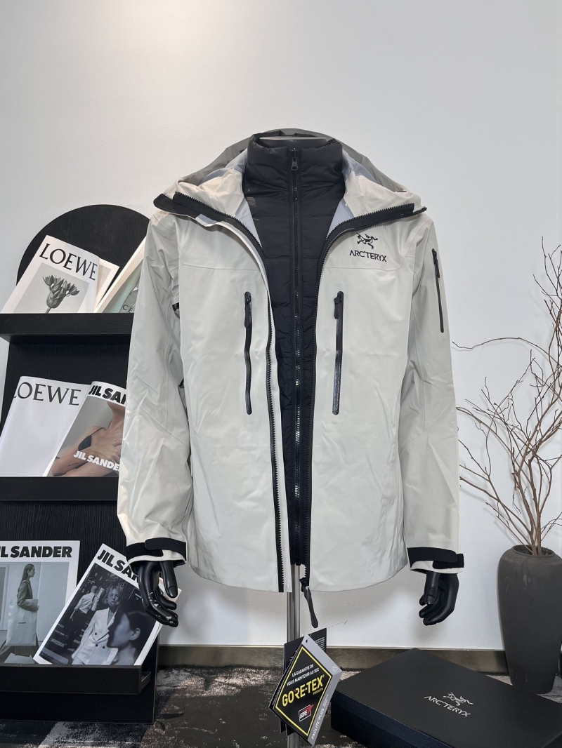 Ba*len*cia*ga jackets